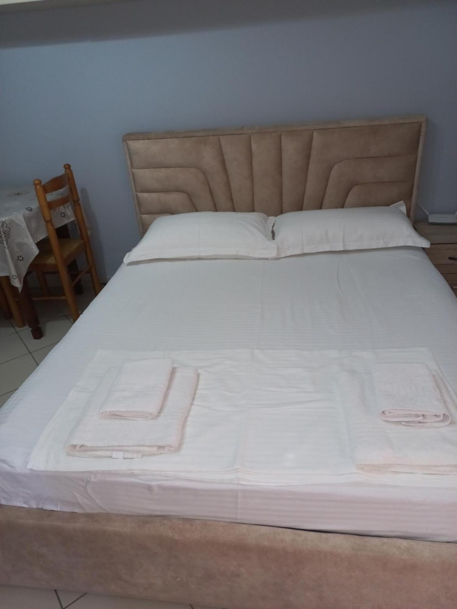 Lungomare Apartament Sea View Vlorë Rom bilde